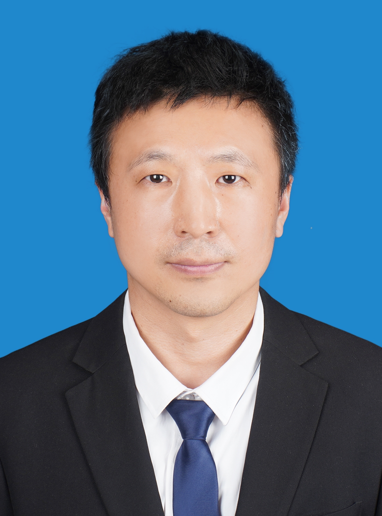 张大伟